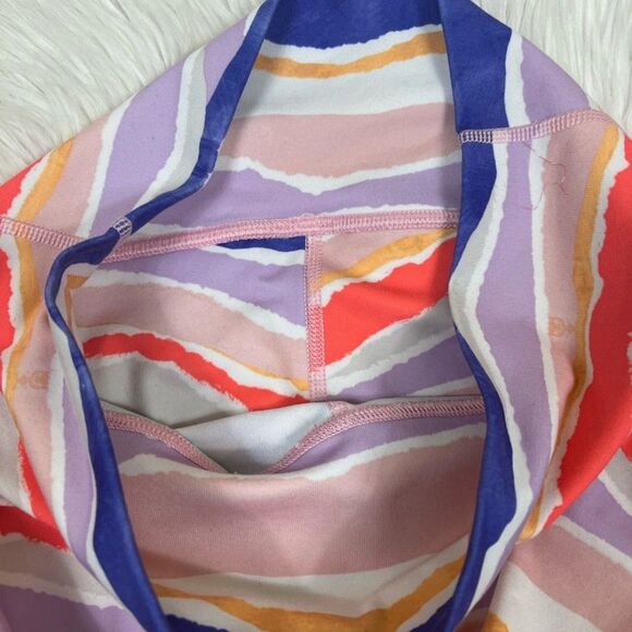 Lululemon True Self Crop Leggings Bleacher Stripe White Iris Flower size 6 - Picture 7 of 9